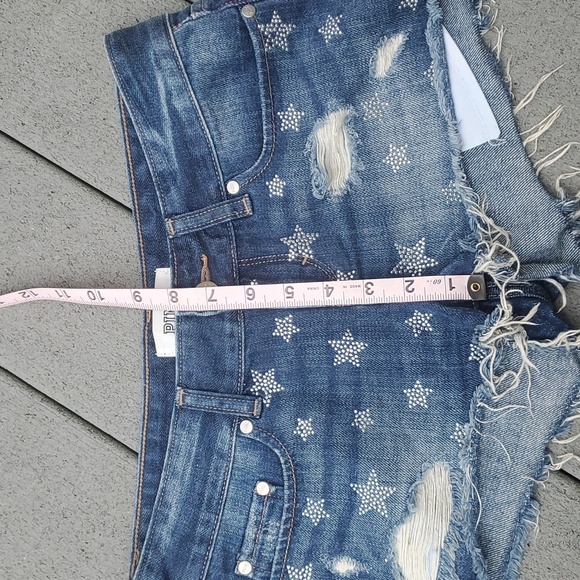 Victoria's Secret PINK Bedazzled Star Distressed Hem Jean Shorts - Picture 7 of 9